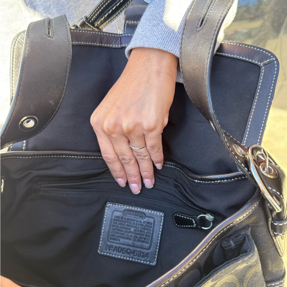 PENDING Black Coach vintage braided soho bag - Picture 3 of 7